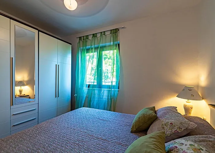 Tri Zala 4432b * Zrnovo